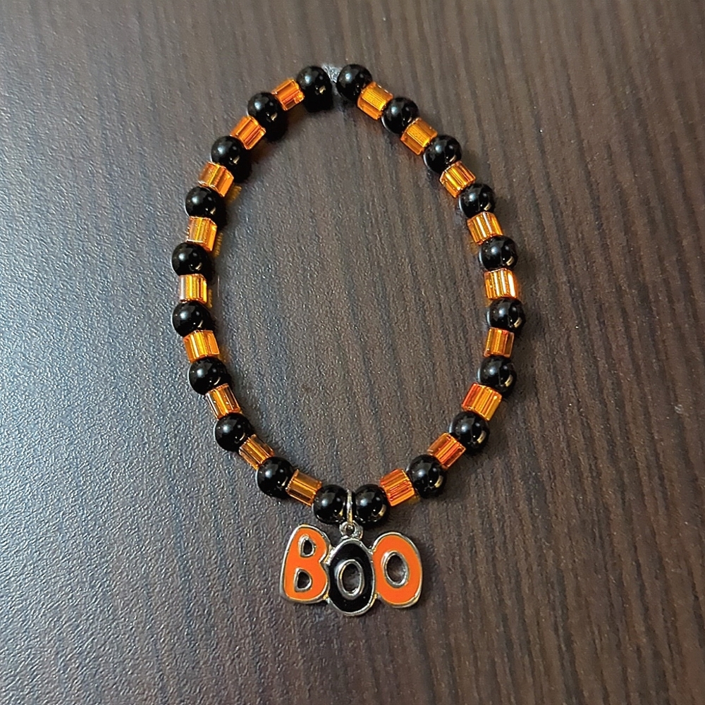Halloween Boo Beaded Stretch bracelet